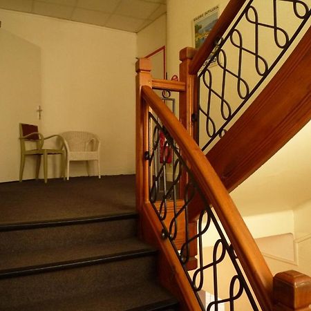 Hotel La Flamme Rouge Сен-Жирон Екстериор снимка